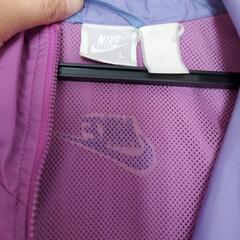 ナイキ ナイロンパーカーの画像