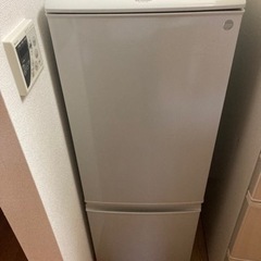 シャープ　2012 147L 冷蔵庫