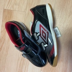 ジュニア用　サッカーシューズ（インドア）アンブロの画像