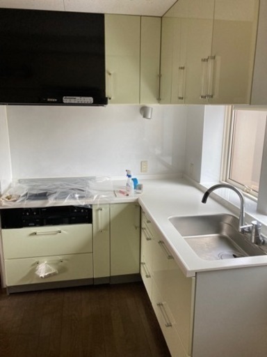 システムキッチン　TOTO  レガセス　6年使用