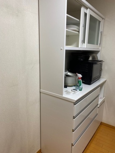 食器棚　白