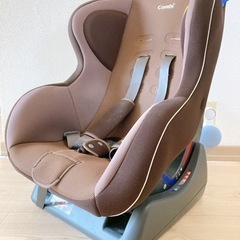 【あげます 無料】コンビのチャイルドシート「ウィゴー/ブラウン」