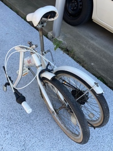 【美品】ギア付き折りたたみ自転車　アルミ