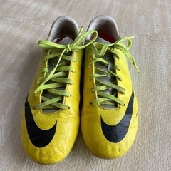 NIKE 22.5cm サッカー スパイクの画像