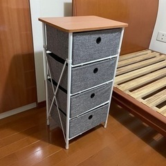 引き出し収納のシャビネット