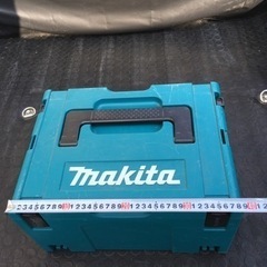 ①マキタ 道具箱に　マックパック3