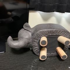 ぞうさんのスツールの画像