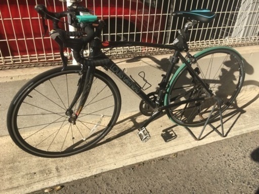 LOUIS GANAOU製ロードバイク