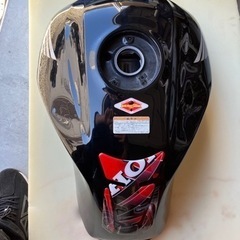 CB400 sp3 nc39 タンク凹み