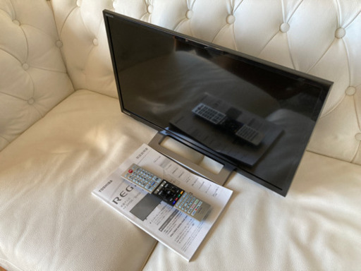 TOSHIBA REGZA 24V34 寝室にピッタリな小型テレビ