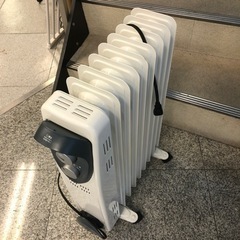 【 引取先決まりました！ 】商品続々入荷中！ オイルヒーター 暖房器具 お店までご来店をお待ちしております！の画像