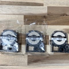  テプラテープ 白底黒文字 互換カートリッジ 3個入　の画像