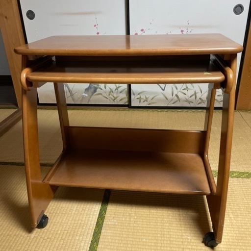 パソコンデスク