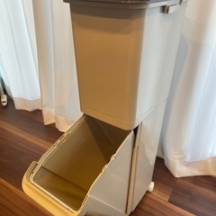 ゴミ箱　差し上げますの画像