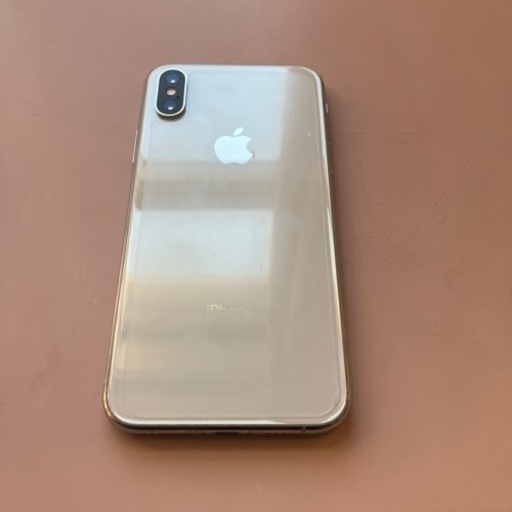 iPhoneXs 256G バンパー付き