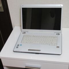 東芝製ノートパソコンdynabookの画像