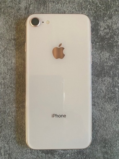 iPhone8 64G バッテリー84%