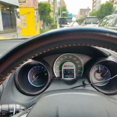 ホンダ フィット シャトル ハイブリッドの画像