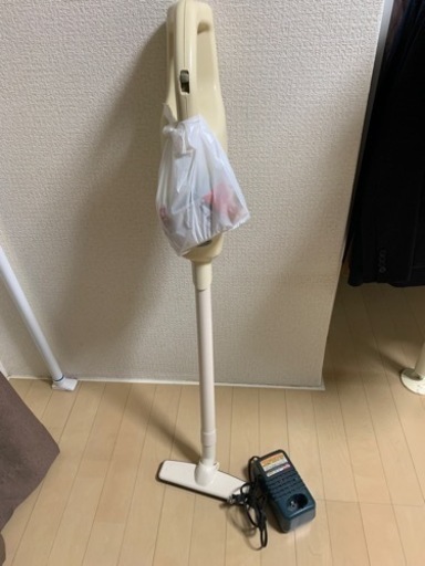 マキタ コードレス 掃除機 譲ります。