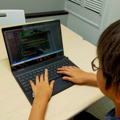 子供向けプログラミング家庭教師の画像