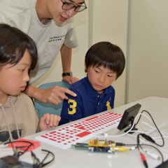 子供向けプログラミング家庭教師の画像