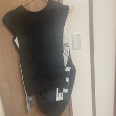 中国産の個性派トップス