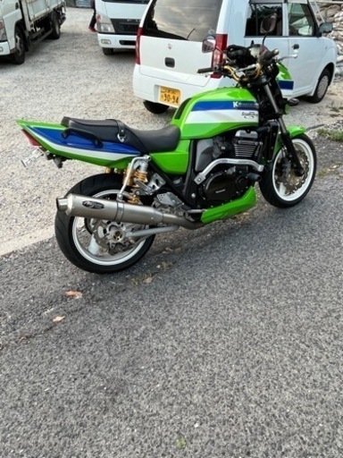バイク Kawasaki ZRX1100