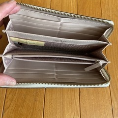 ケイトスペード　長財布の画像