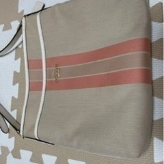 coachショルダーバッグの画像