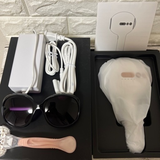 お値下げ【新品未使用品】メンズ レディース IPL 家庭用脱毛 照射回数無制限 サファイア冷感脱毛器 日本語説明書付き