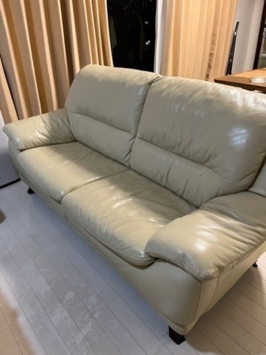 大塚家具　合皮3人掛けソファ(ホワイト)