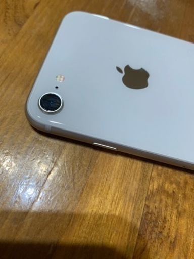 美品　iPhone 8 Silver 64 GB SIMフリー