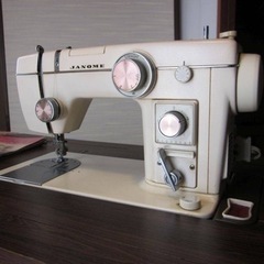 【あげます】ジャノメ　ミシン1973年製　昭和レトロ