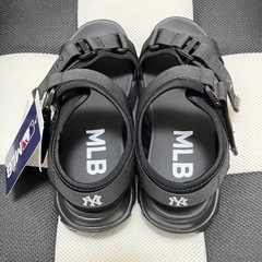 MLB NYスポーツサンダル 黒