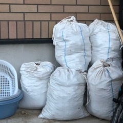 庭から出た残土　差し上げます。④