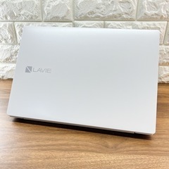 【超美品】ホワイトNEC☘新品SSD256GB搭載！☘第8世代Core i3