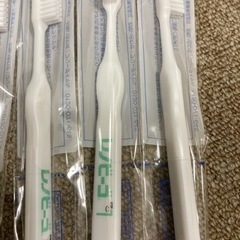 【新品未使用】子供用歯ブラシ キッズ用 ラピス社製 LA-210 10本セット　半額相当の画像