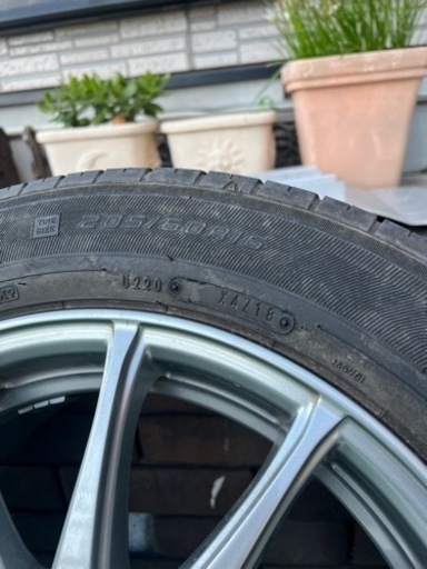 Goodyear 205/60/R16 114.3 5穴