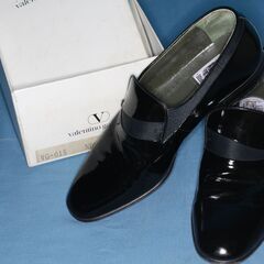 vaientino garavani  ヴァレンティノ  エナメ...