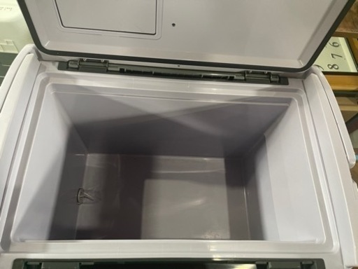 5面真空断熱　ダイワ 大型クーラーボックス　プロバイザーSSX3200R両開き32L 中古