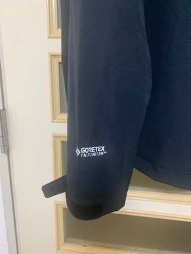 GORETEX INFINIUMシェルジャケット　黒　XL 新品未使用品