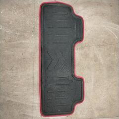 軽自動車　後部座席シートの画像