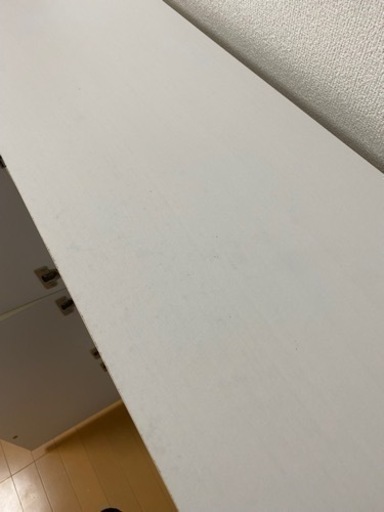 【最終値下げ&28日まで！】大容量！プッシュ式扉！一体型薄型収納