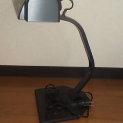 電気スタンド　（幅約50cm x 高さ約40cm)の画像