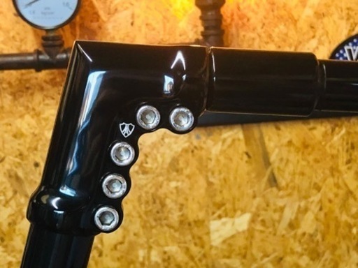 ハーレー　ブレイクアウト　アレンネス　ハンドルバー