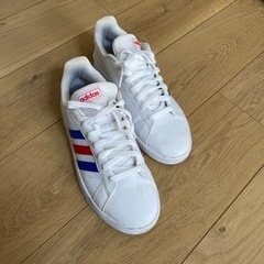 adidas スニーカー　26.5