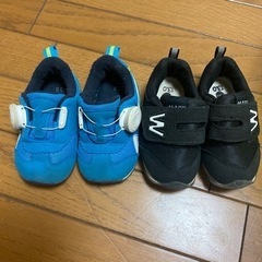 ベビーシューズ　13センチ　2個セット　中古