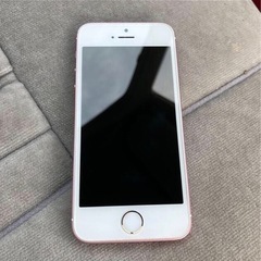 美品！iPhoneSE ローズゴールド 32GBの画像