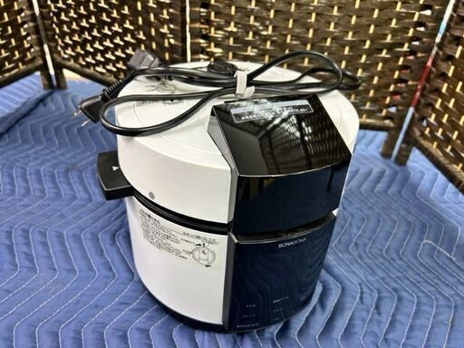 2019年製　シー・シー・ピー　家庭用電気圧力鍋　BD-PC71-WH