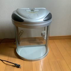 テトラ水槽　ハーフムーンアクアリウム